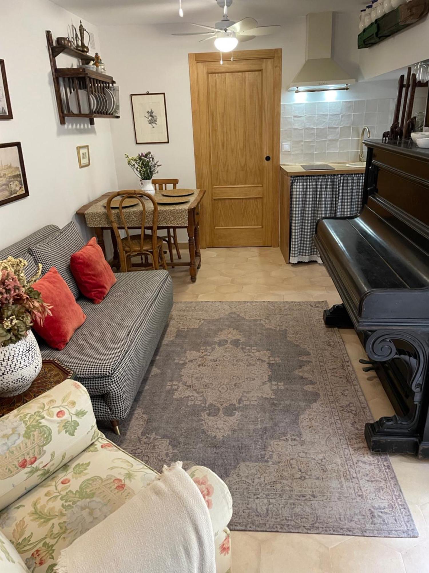 Apartamento En Casa Patio "Pan Y Conejo" กอร์โดบา ภายนอก รูปภาพ