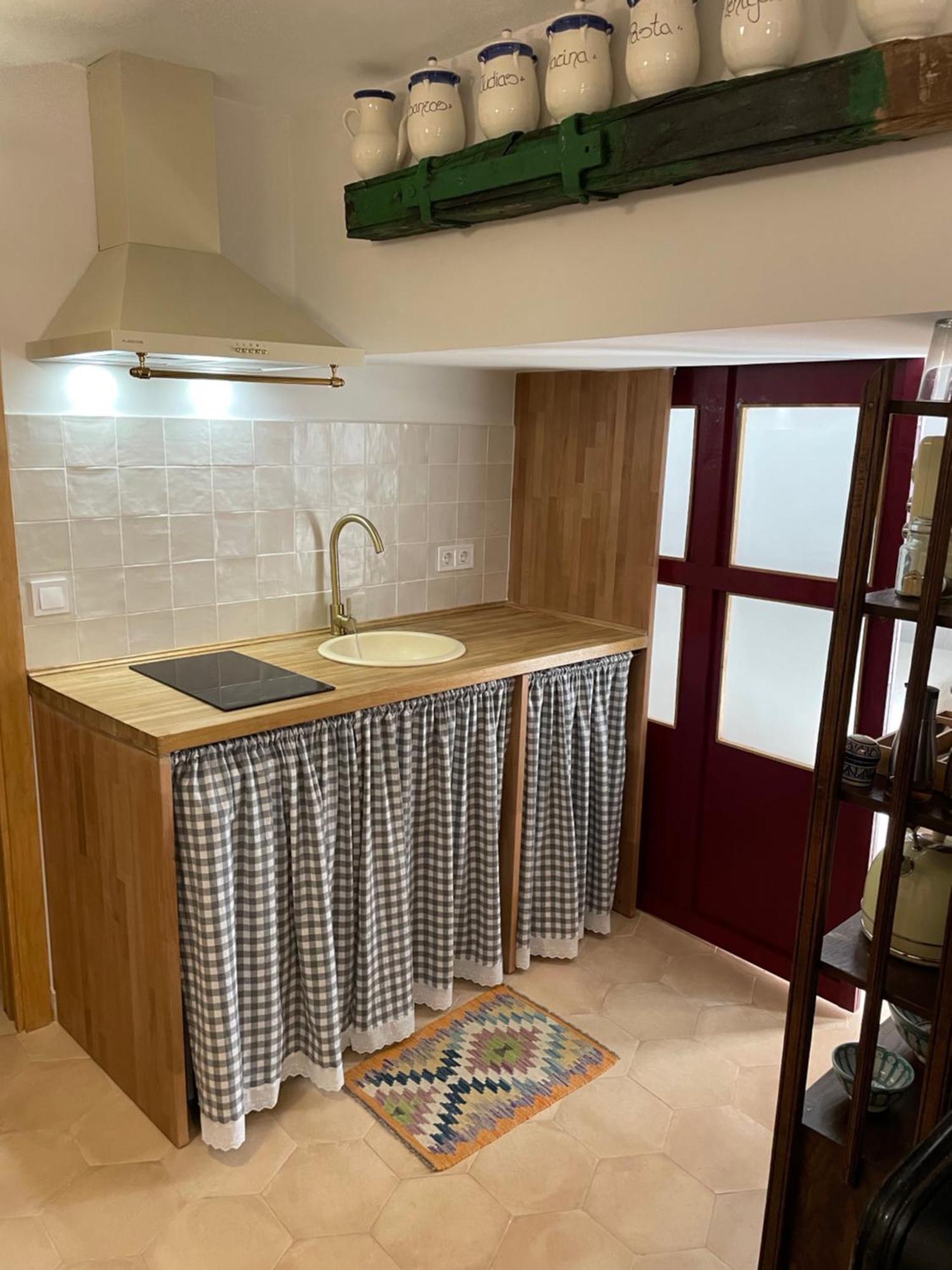Apartamento En Casa Patio "Pan Y Conejo" กอร์โดบา ภายนอก รูปภาพ
